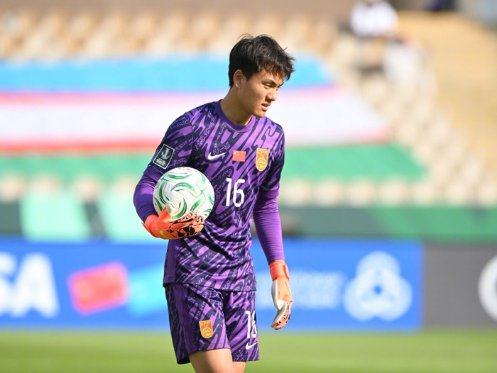 邵佳一执掌国足帅印 王钰栋李昊领衔出征FIFA系列